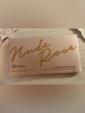 BH Cosmetics NWT Gold 12-Color Eyeshadow Palette